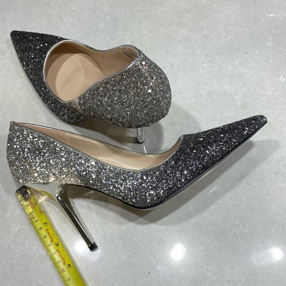 Jimmy Choo Romy Glitter Pumps silver size 9 with box no damage ⭐️⭐️⭐️⭐️ - Picture 8 of 17